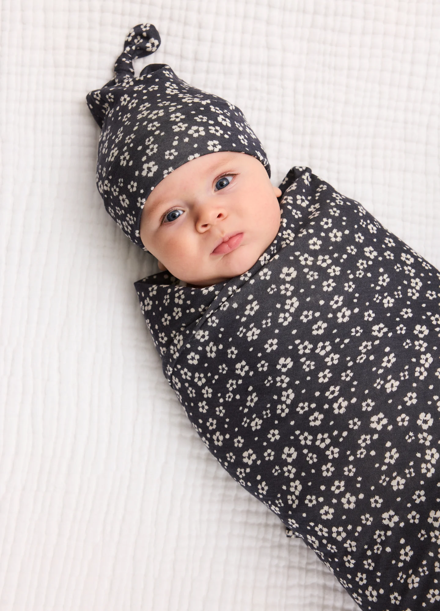 Hatch X Solly Baby Swaddle Hat Set - Image 3