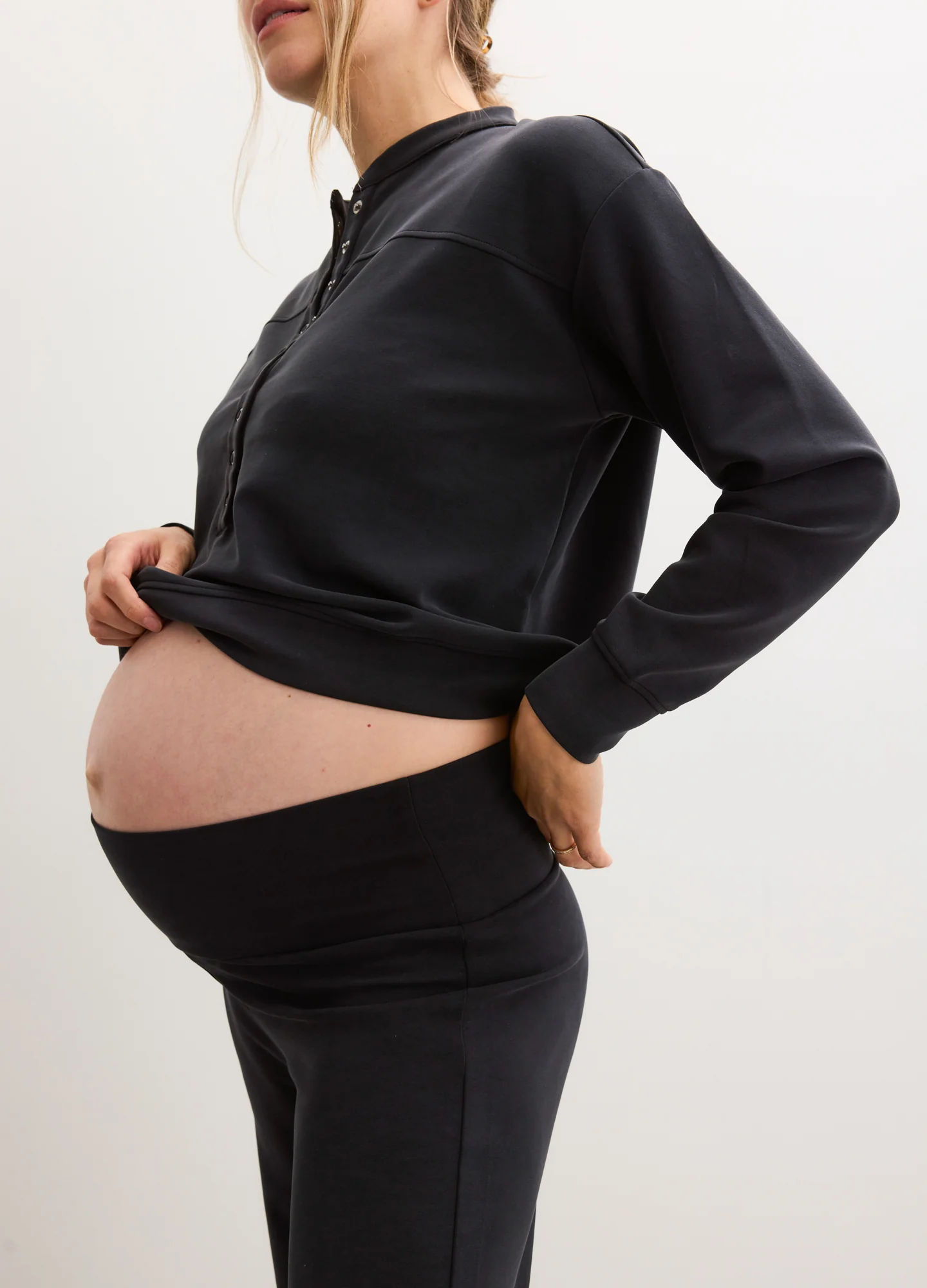 The Cloudease Travel Nursing Pullover - Image 3