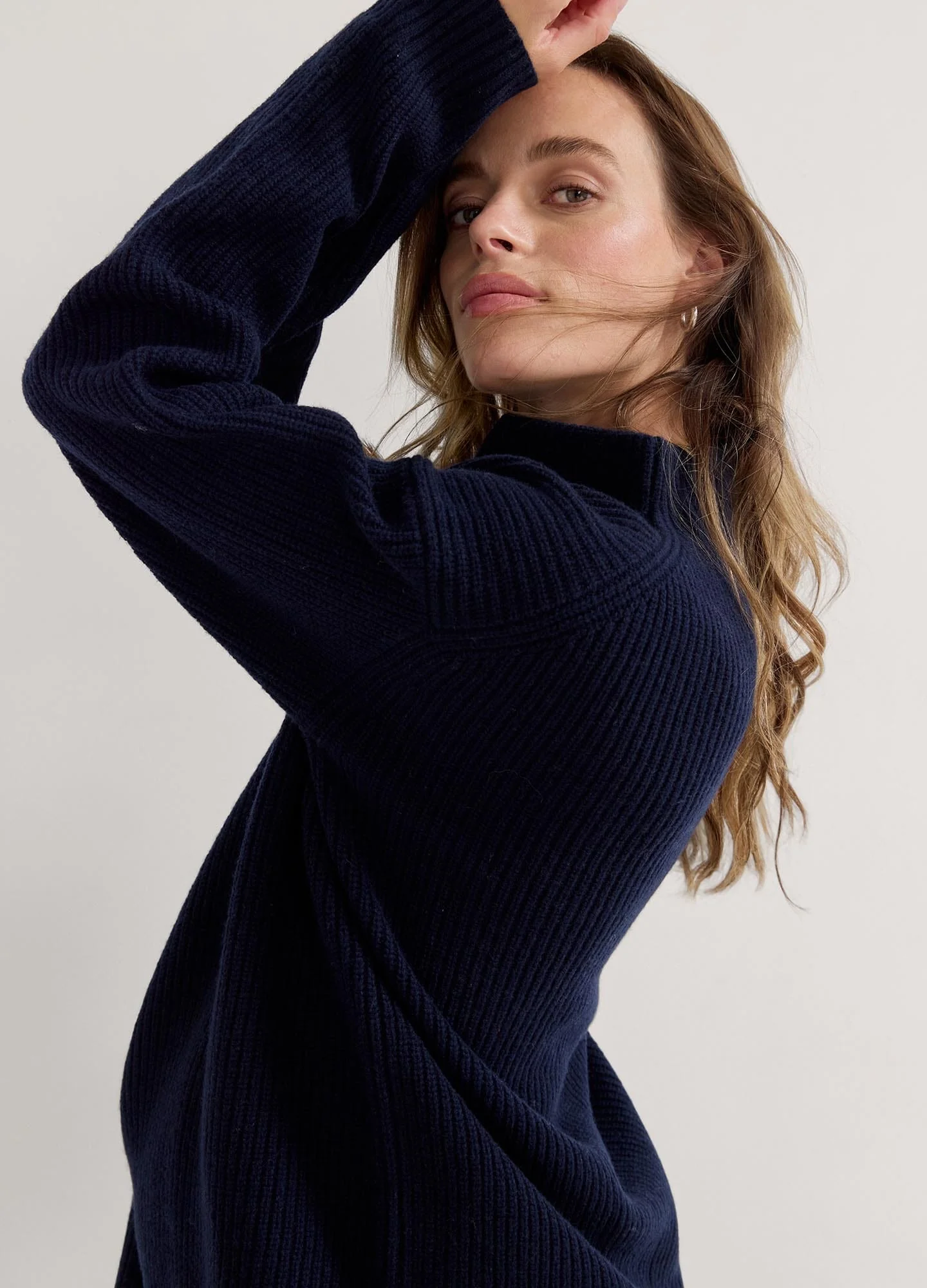 The Cozy Shaker Turtleneck - Image 4