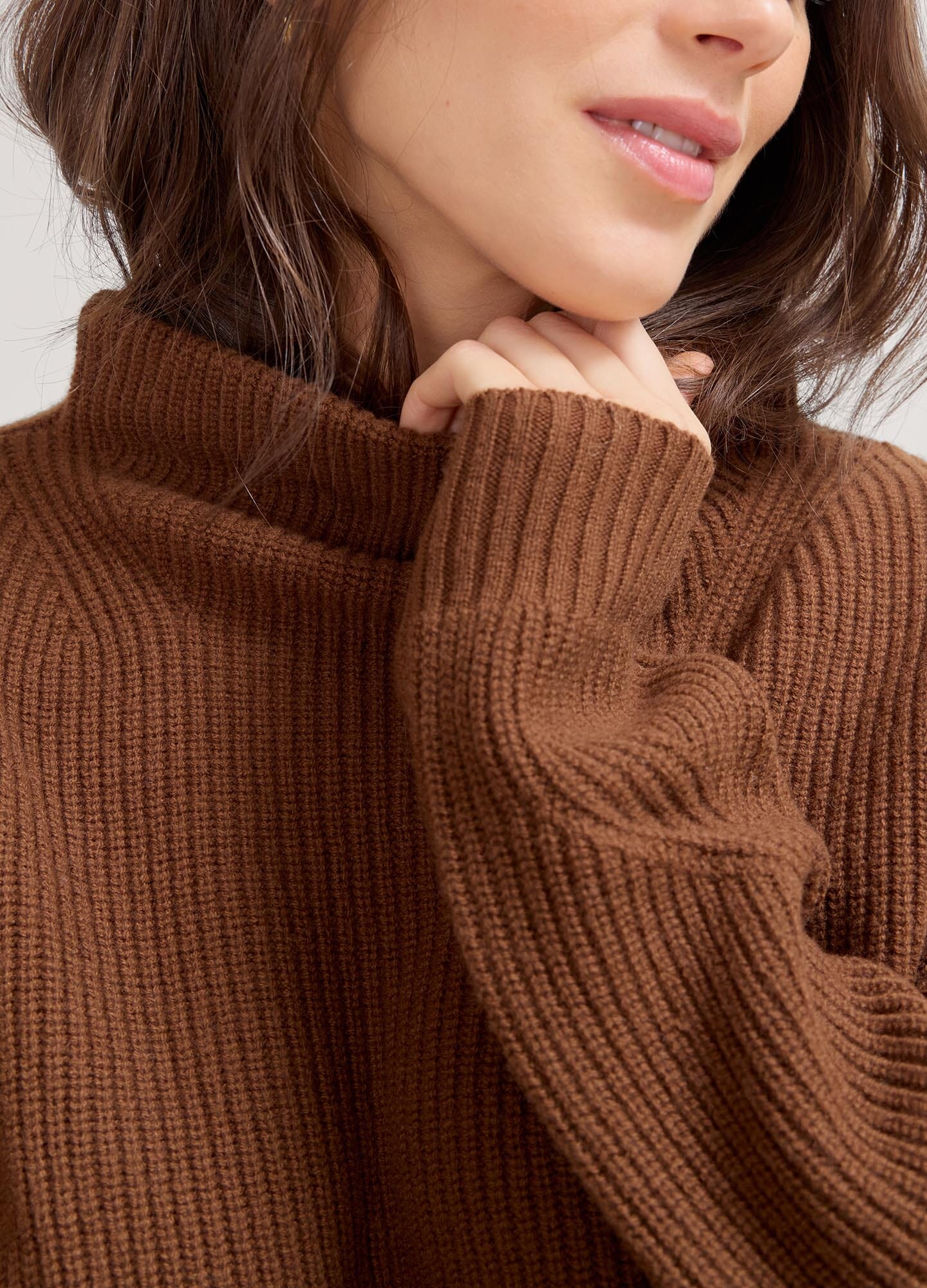 The Cozy Shaker Turtleneck - Image 2