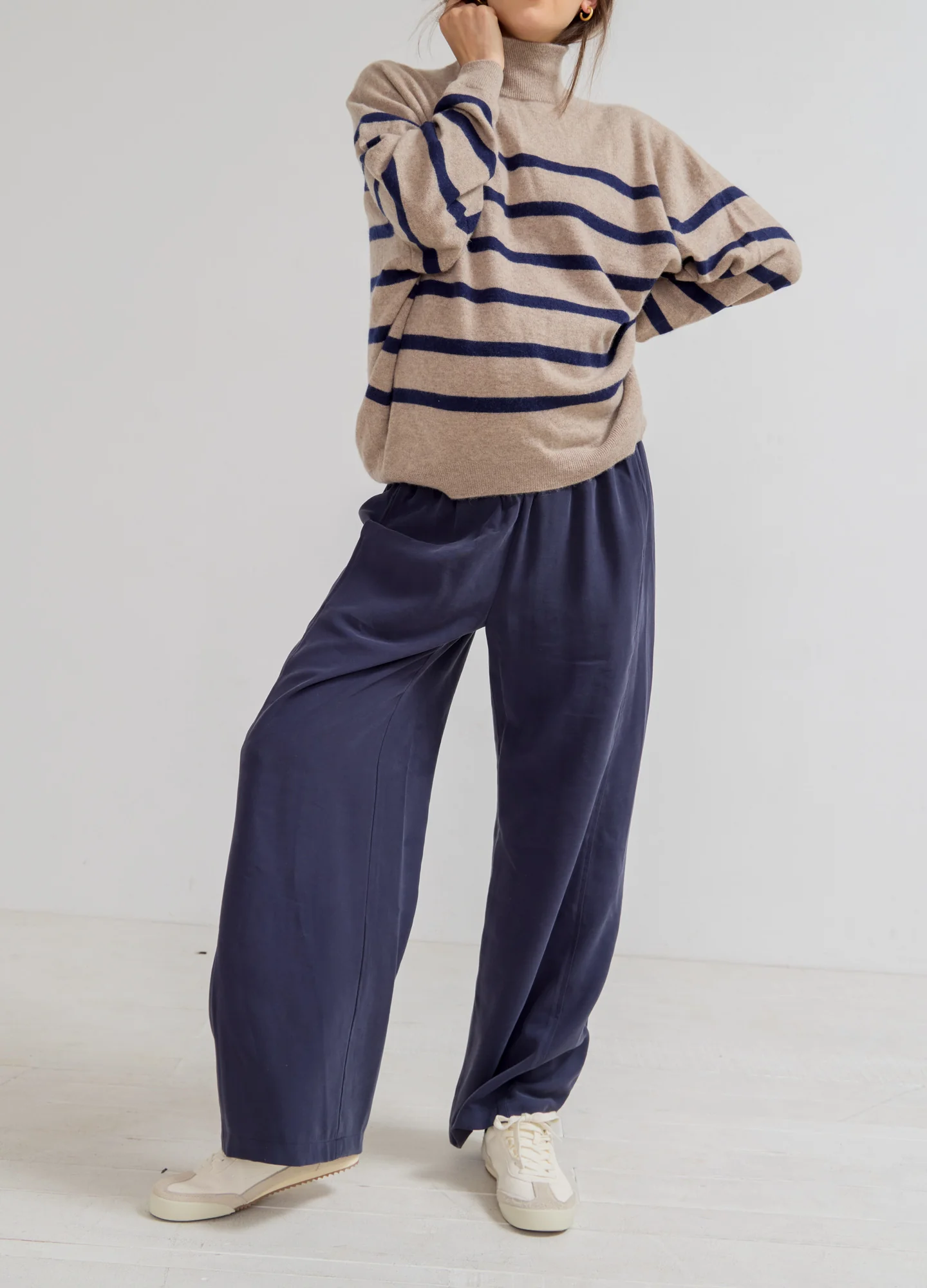 The Estella Cashmere Turtleneck - Image 3