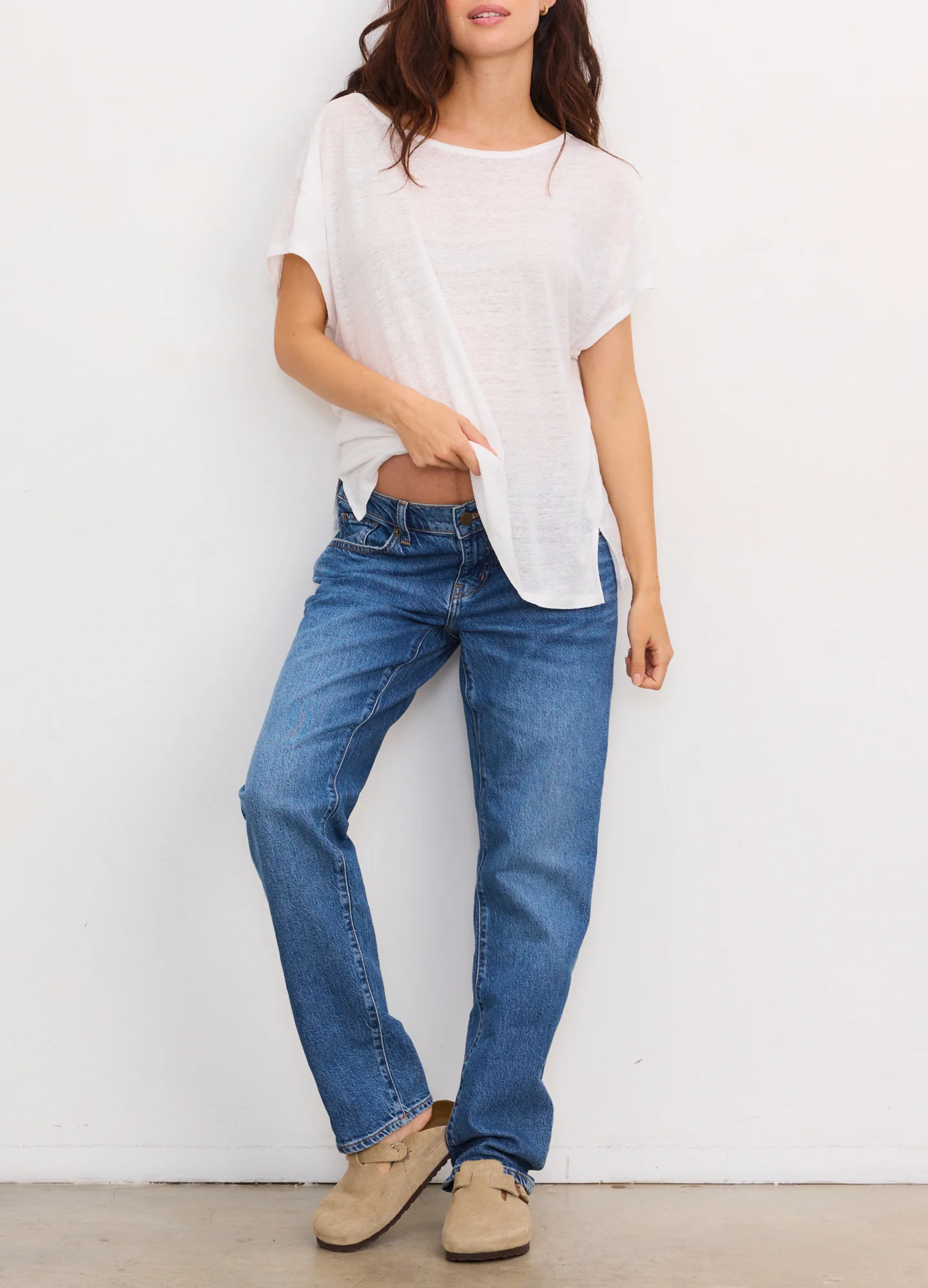 The Everyday Linen Tee - Image 3