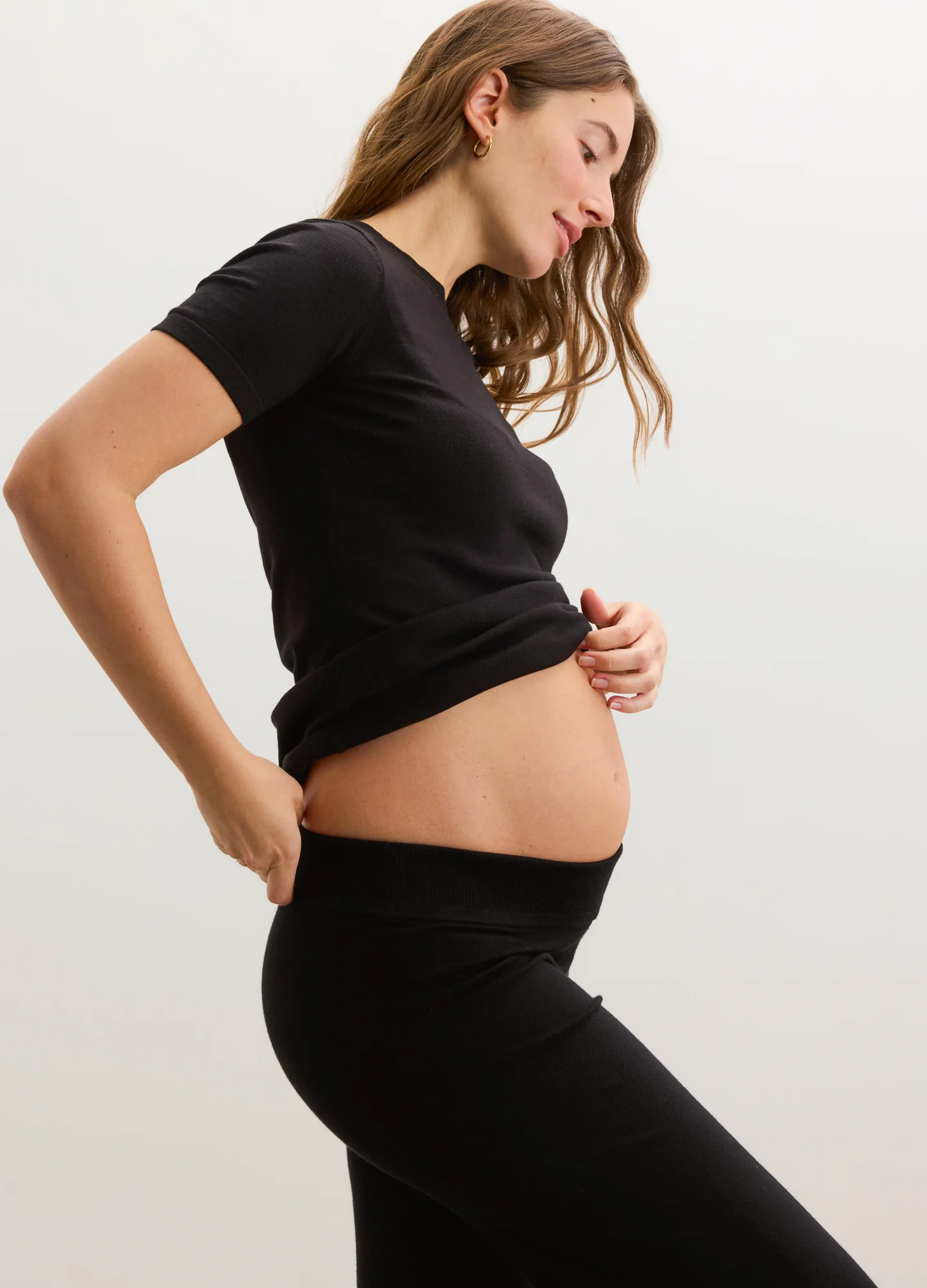The Softsculpt Knit Crop Pant - Image 5