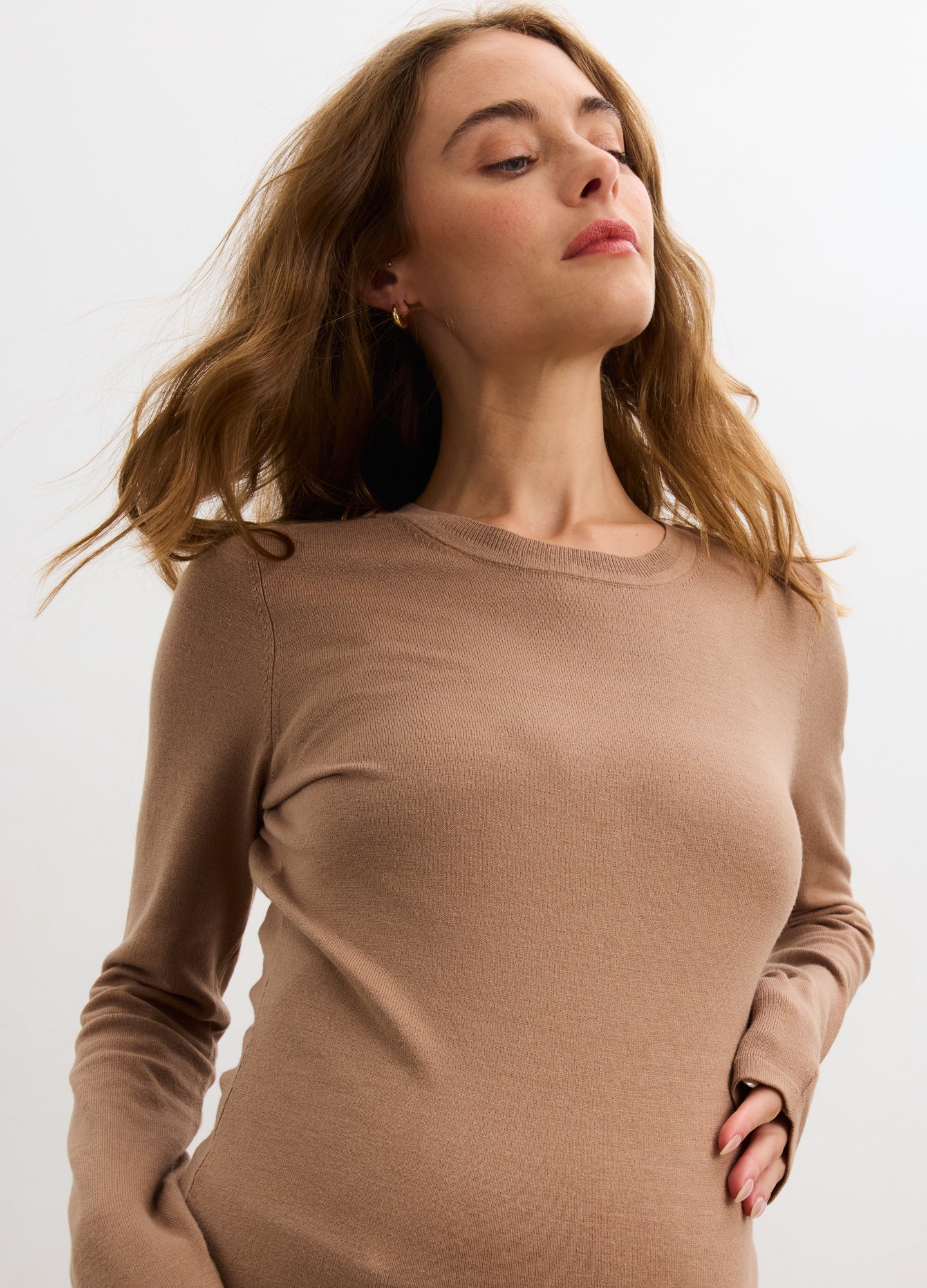 The Softsculpt Knit Long Sleeve Tee - Image 4